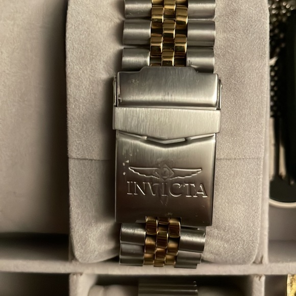 Invicta mens watch - Picture 2 of 3